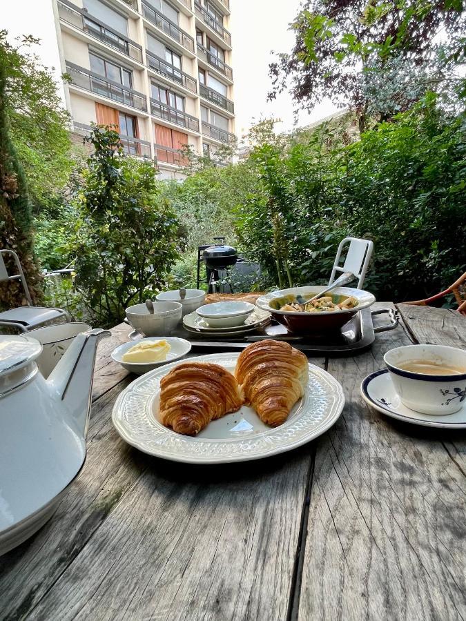 パリ Le Grand Maulnes Bed & Breakfast エクステリア 写真